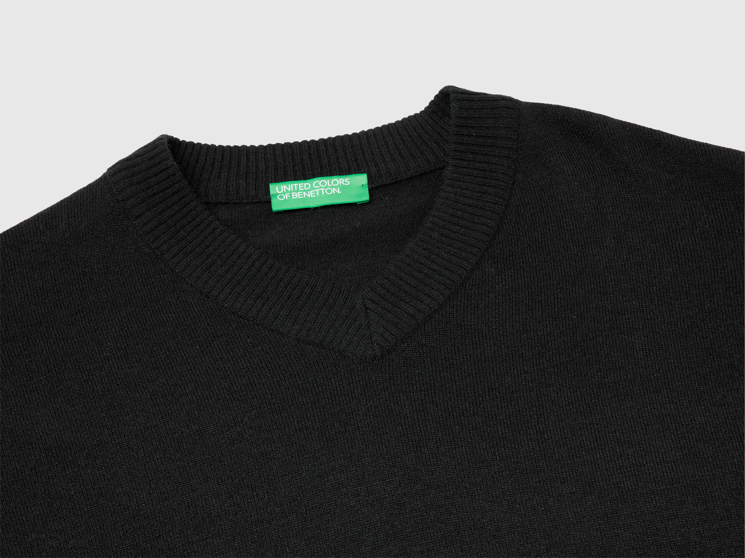 V NECK SWEATER L/S Women image number 7